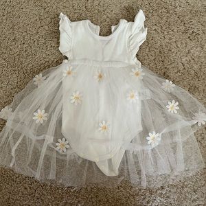 💛 Baby girl white dress 9-12m